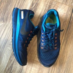 Nike shield Pegasus 34 shoes youth size 3 blue